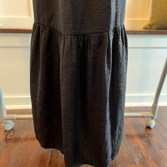 Line & Dot Blaque Ruched Maxi Dress in Black - Picture 9 of 9